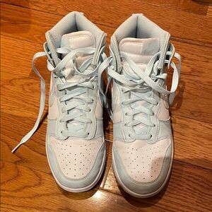 Nike light sea foam dunks